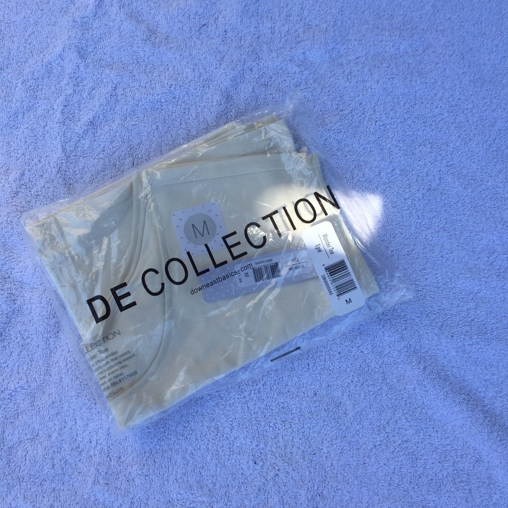 Cream DE COLLECTION Capsleeve